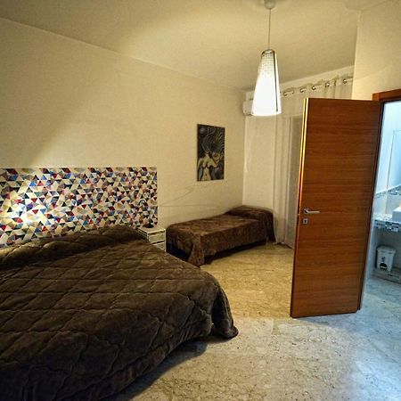 Aback Policlinico Hotell Bari Exteriör bild