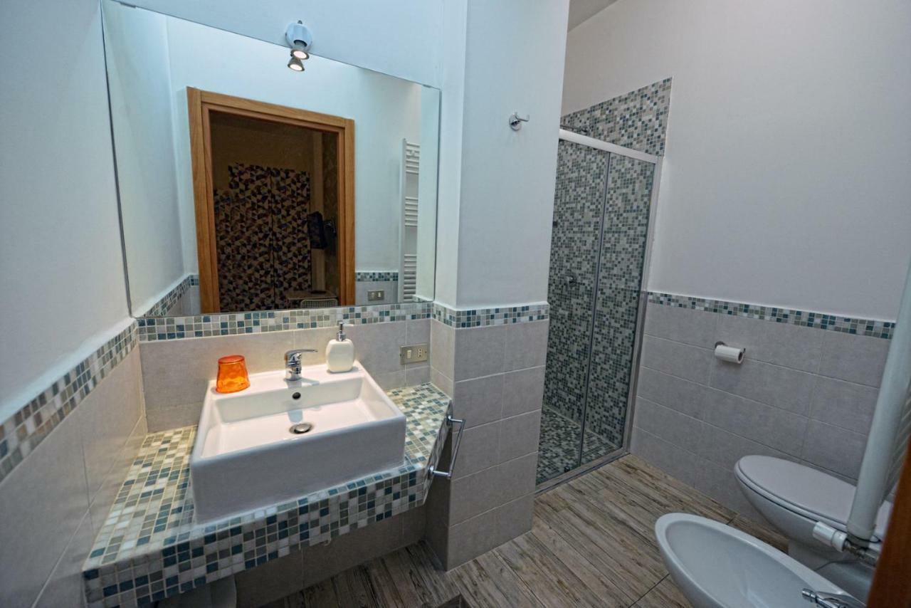 Aback Policlinico Hotell Bari Exteriör bild