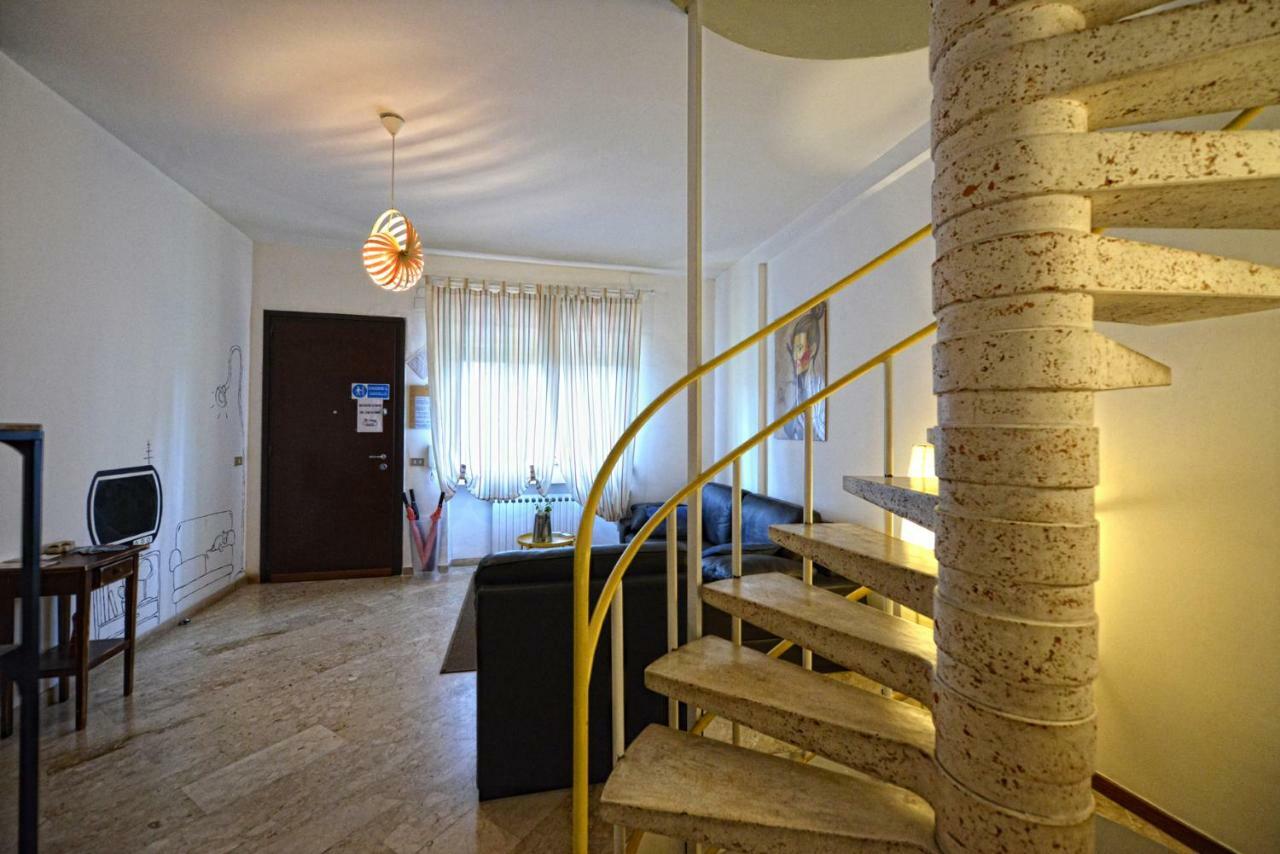 Aback Policlinico Hotell Bari Exteriör bild